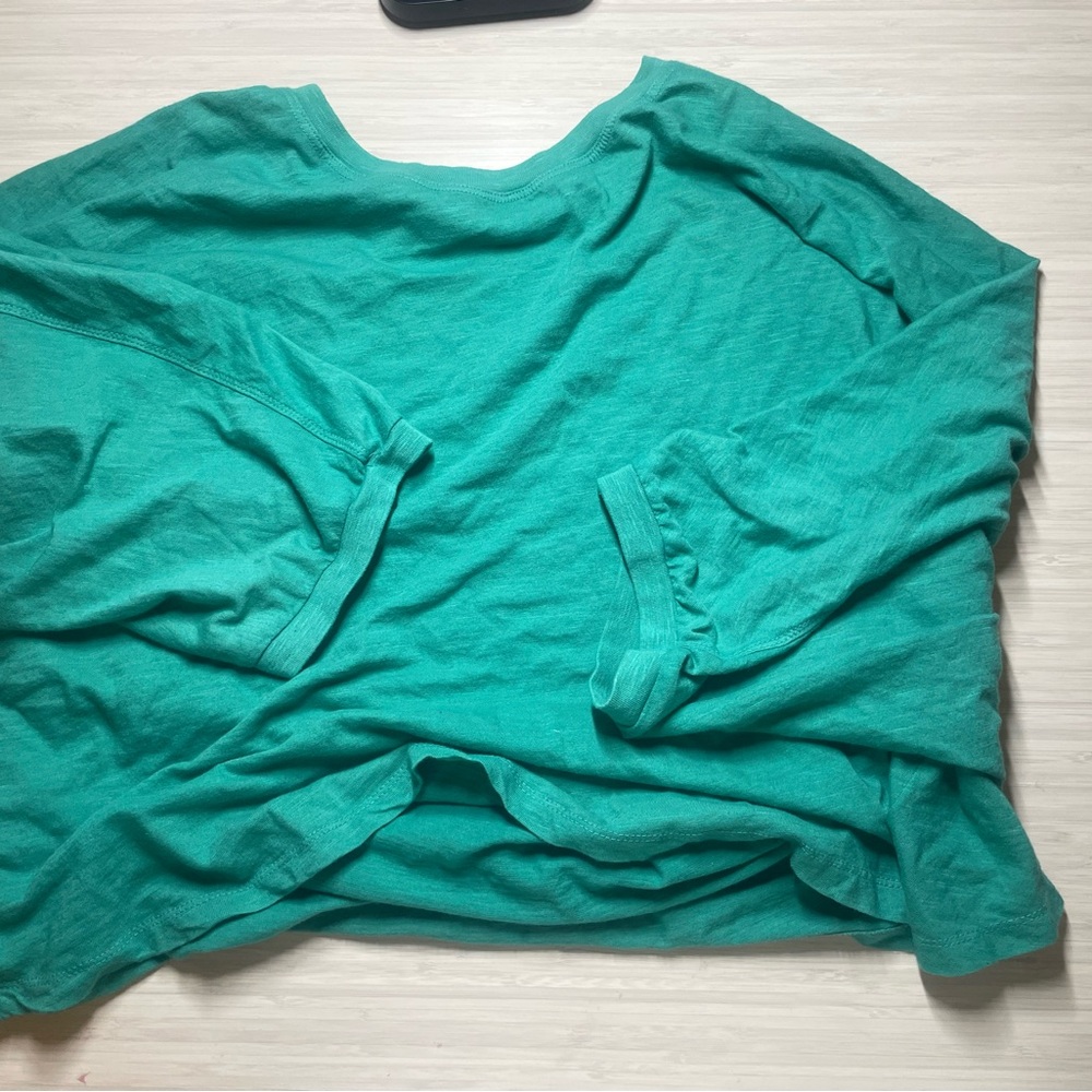 Green Aerie short sleeve/long sleeve top